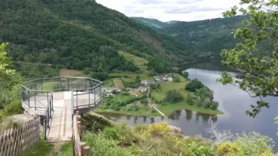Aire-de-pique-nique-du-promontoire-du-Fajol-8211-Campouriez_2260298