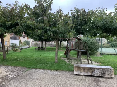 Aire-de-pique-nique-et-de-jeux-de-Gigouzac_615894