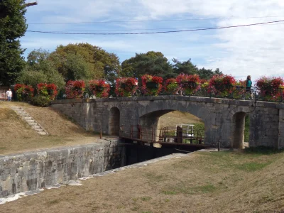 Aire-de-pique-nique-quotles-Comblesquot-8211-Chatillon-sur-Loire_1715123