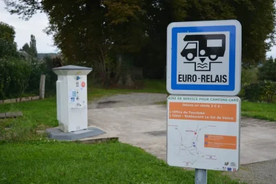 Aire-de-services-pour-camping-car-8211-Launois-sur-Vence-8211-Launois-sur-Vence_2606589