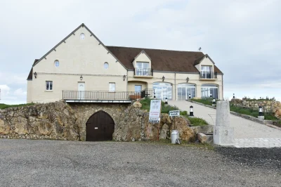 Aire-de-stationnement-camping-cars-8211-le-Clos-des-Cortillaux-8211-Ousson-sur-Loire_1692619