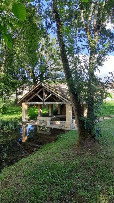 Aire-de-stationnement-de-Carsac-Aillac_32481