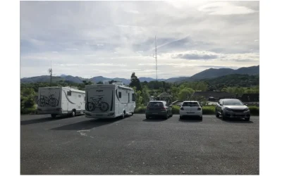 Aire-de-stationnement-de-camping-cars-8211-Tardets-Sorholus_2867476
