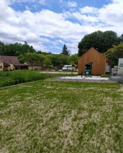 Aire-de-stationnement-du-Lavoir-8211-Saint-Genies_3005410