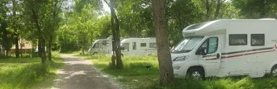 Aire-de-stationnement-pour-camping-cars-au-camping-du-Lidon-a-Saint-Hilaire-la-Palud-8211-Saint-Hilaire-la-Palud_1355235