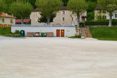 Aire-et-Borne-pour-Camping-Car-de-Saint-Gery-8211-Saint-Gery-Vers_3084284