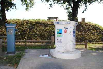 Aire-municipale-de-services-pour-camping-car_33277
