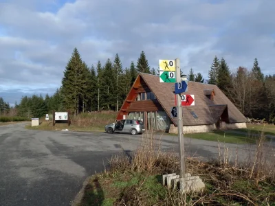 Aire-naturelle-de-la-Croix-de-la-mission-8211-Saint-Setiers_2922447