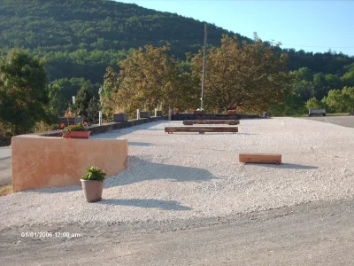 Aire-privee-de-camping-car-des-Terrasses-de-Merculot-8211-Marnac_2800137