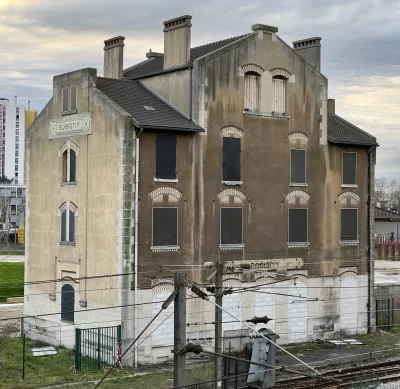 Ancienne-gare-de-deportation-de-Bobigny_494697