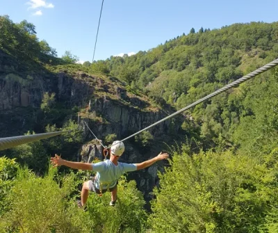Animations-Sportives-en-Viadene-tyrolienne-8211-Campouriez_2258791