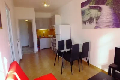 Appartement-familial-au-coeur-du-village-8211-Saint-Jean-du-Bruel_2263739