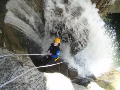 Aqua-Vertige-8211-Guide-canyon-speleo_1135631