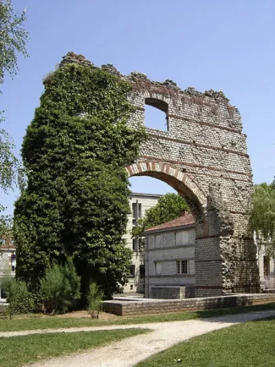 Arc-de-Diane_495476