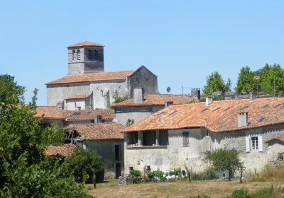 Arret-sur-Village-8211-CHAMPAGNE-8211-Champagne-et-Fontaine_3716273