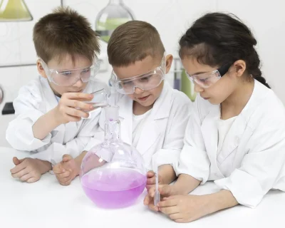 Atelier-Les-p039tits-scientifiques-8211-Creil_3116587