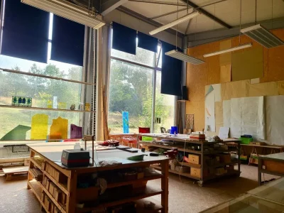 Atelier-d039artiste-vitrail-d039art-contemporain-8211-08-04-2025-8211-Martel_2251878