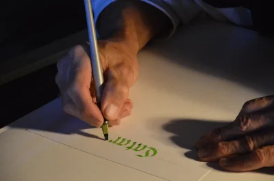 Atelier-d039initiation-a-la-calligraphie-Un-bel-alphabet-8211-23-08-2025-8211-Le-Chalard_2625691