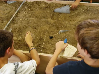 Atelier-du-Patrimoine-8211-Apprenti-archeologue-8211-Loches_2274657