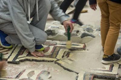Atelier-initiation-archeologie-au-musee-gallo-romain-8211-20-02-2026-8211-Claracq_3481017