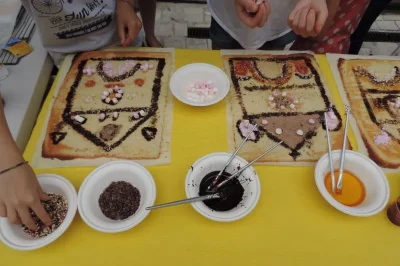 Atelier-quotGateau-facadequot-a-la-Maison-du-Tourisme-du-Castelrenaudais-a-Chateau-Renault-8211-09-07-2025-8211-Chateau-Renault_2585113