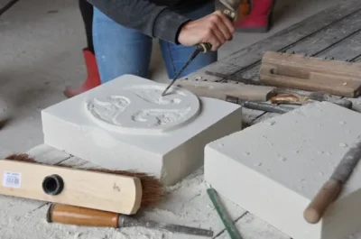 Atelier-sculpture-a-la-Chapelle-de-Graille-a-Pindray-Jounees-europeennes-du-patrimoine-8211-21-09-2025-8211-Pindray_3020312