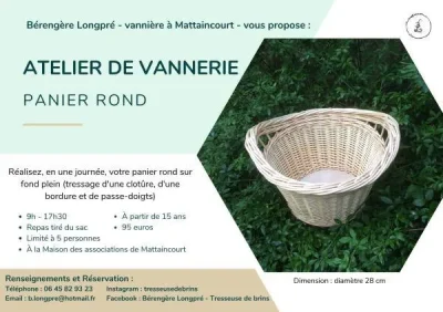 Ateliers-Vannerie-8211-Panier-rond-sur-fond-en-bois-8211-Mattaincourt_2647066