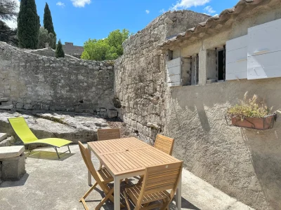 Au-Coeur-des-Baux-8211-Les-Baux-de-Provence_2159518
