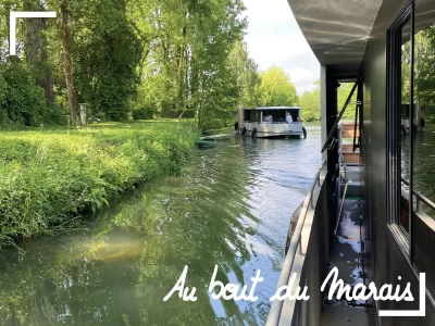 Au-bout-du-Marais-8211-Location-de-bateaux-habitables_1052514
