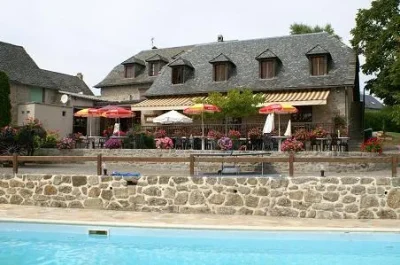 Auberge-Fleurie-8211-Le-Nayrac_2231491