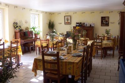 Auberge-de-l039Etang-Joli_45909