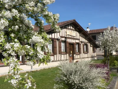 Auberge-du-Born-8211-Saint-Julien-en-Born_3510224