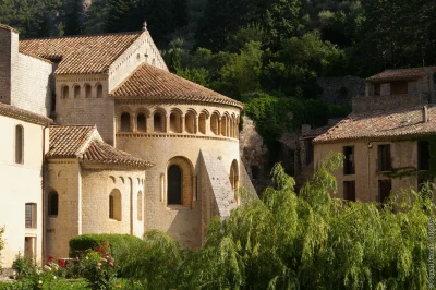 BALADES-MEDIEVALES-CONTEES-DANS-LES-RUELLES-DU-VILLAGE-8211-31-05-2025-8211-Saint-Guilhem-le-Desert_2504186
