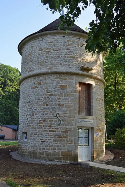 BIBLIOTHEQUE-DU-PIGEONNIER-8211-Champsevraine_2905158