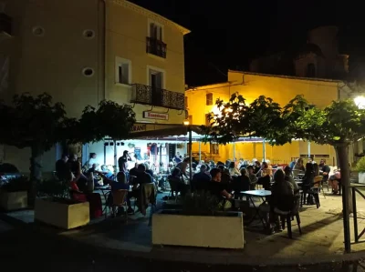 BISTROT-CAFE-DES-ALLEES-8211-Pouzolles_2406309