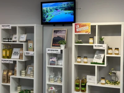 BOUTIQUE-DE-PRODUITS-LOCAUX-MONTREJEAU-8211-Montrejeau_2093240