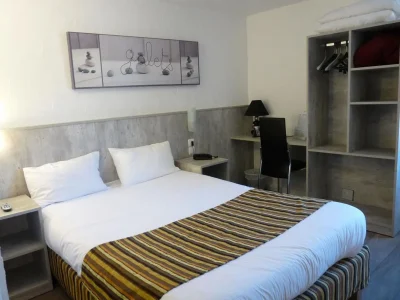 BRIT-HOTEL-BOSQUET-8211-Carcassonne_2505268