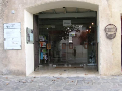 BUREAU-D039INFORMATION-TOURISTIQUE-DE-SAINT-GENIS-DES-FONTAINES-8211-Saint-Genis-des-Fontaines_2772987