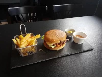 BURGER-CAFE_271762