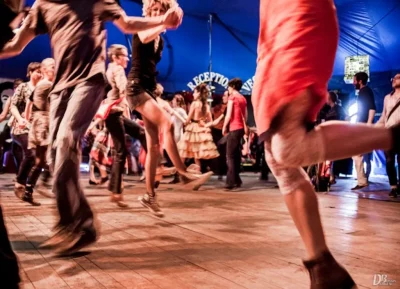Bal-a-Lacapelle-Marival-Le-bal-ou-lon-ecoute-la-musique-avec-ses-pieds-8211-13-12-2025-8211-Lacapelle-Marival_2950065
