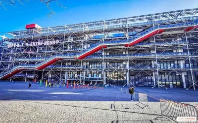 Balade-museale-Le-Centre-Georges-Pompidou-a-la-Micro-Folie-8211-11-10-2025-8211-Nay_3015893