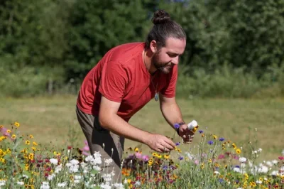 Balade-plantes-sauvages-comestibles-a-Martiel-avec-Michael-Fayret-8211-Martiel_3372584