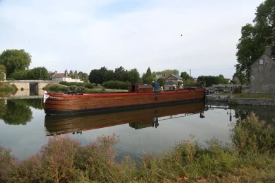 Balades-a-bord-de-la-Belle-de-Grignon-avec-nos-mariniers-et-haleurs-8211-Vieilles-Maisons-sur-Joudry_1588489