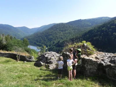 Balades-en-famille-Les-ruines-du-chateau-de-Wildenstein-circuit-du-Schlossberg_23807