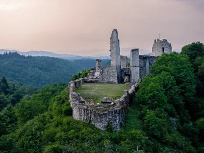 Balades-secretes-en-Correze-8211-Sur-les-traces-des-Troubadours-8211-17-08-2026-8211-Moustier-Ventadour_3745271