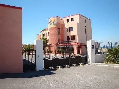 Balladins-Superior-Hacienda-8211-Chateauneuf-les-Martigues_2573087