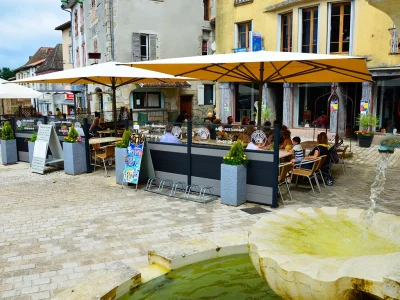 Bar-8211-Cafe-8211-Restaurant-Hotel-du-Centre-8211-Chalus_3276347
