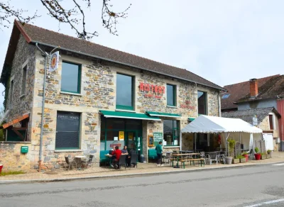 Bar-8211-Restaurant-Le-Bistrot-Saint-Jean-8211-Saint-Jean-Ligoure_3509251