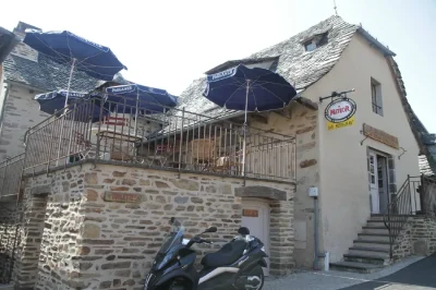 Bar-8211-Restaurant-quotL039Auberge-de-Murolsquot-8211-Murols_2232453