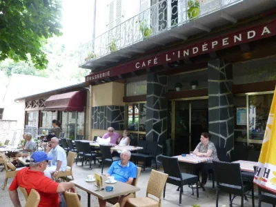 Bar-Brasserie-Restaurant-L039Independance-8211-Entraygues-sur-Truyere_2242216